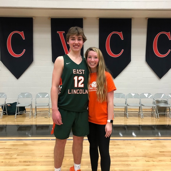 Meet your Posher, Peyton - Picture 3 of 6